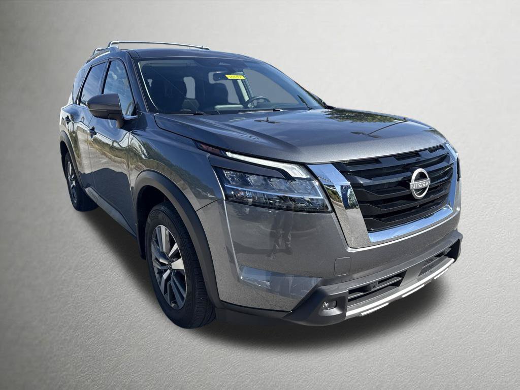 Used 2024 Nissan Pathfinder SL AWD/4WD 360° Tour