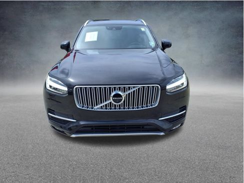 Used 2018 Volvo XC90 T6 Inscription w/ Convenience Package AWD/4WD image 2
