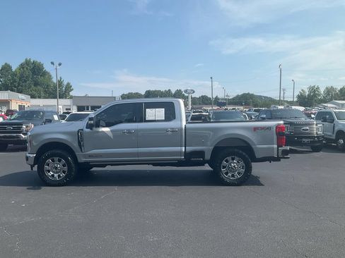 Used 2024 Ford F250 Lariat w/ Lariat Ultimate Package AWD/4WD image 8