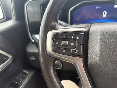Used 2022 Chevrolet Silverado 1500 LT AWD/4WD image 37