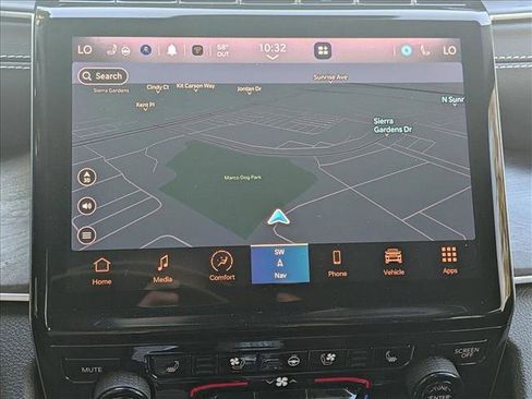 Used 2023 Jeep Grand Cherokee Limited w/ Luxury Tech Group II image 14