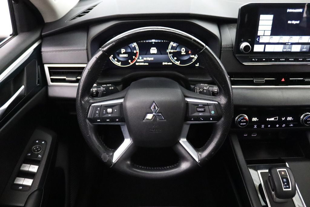 Used 2022 Mitsubishi Outlander SE FWD image 19