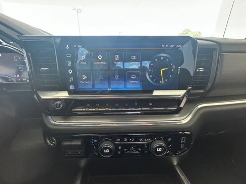 Used 2023 Chevrolet Silverado 1500 High Country w/ Technology Package AWD/4WD image 22