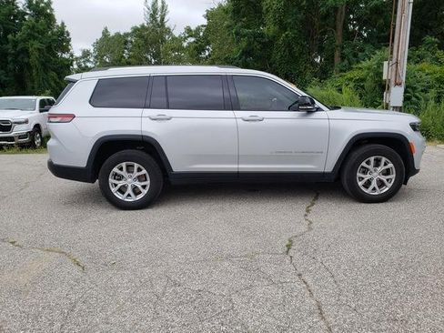 Used 2023 Jeep Grand Cherokee L Limited image 9