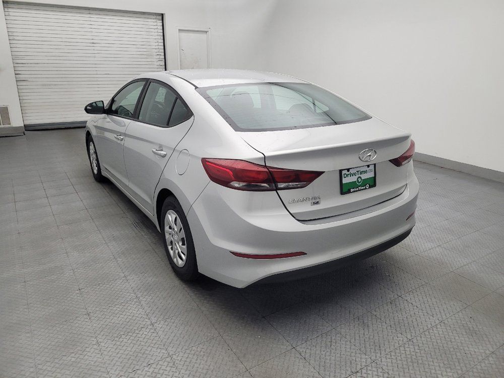 Used 2018 Hyundai Elantra SE FWD image 5