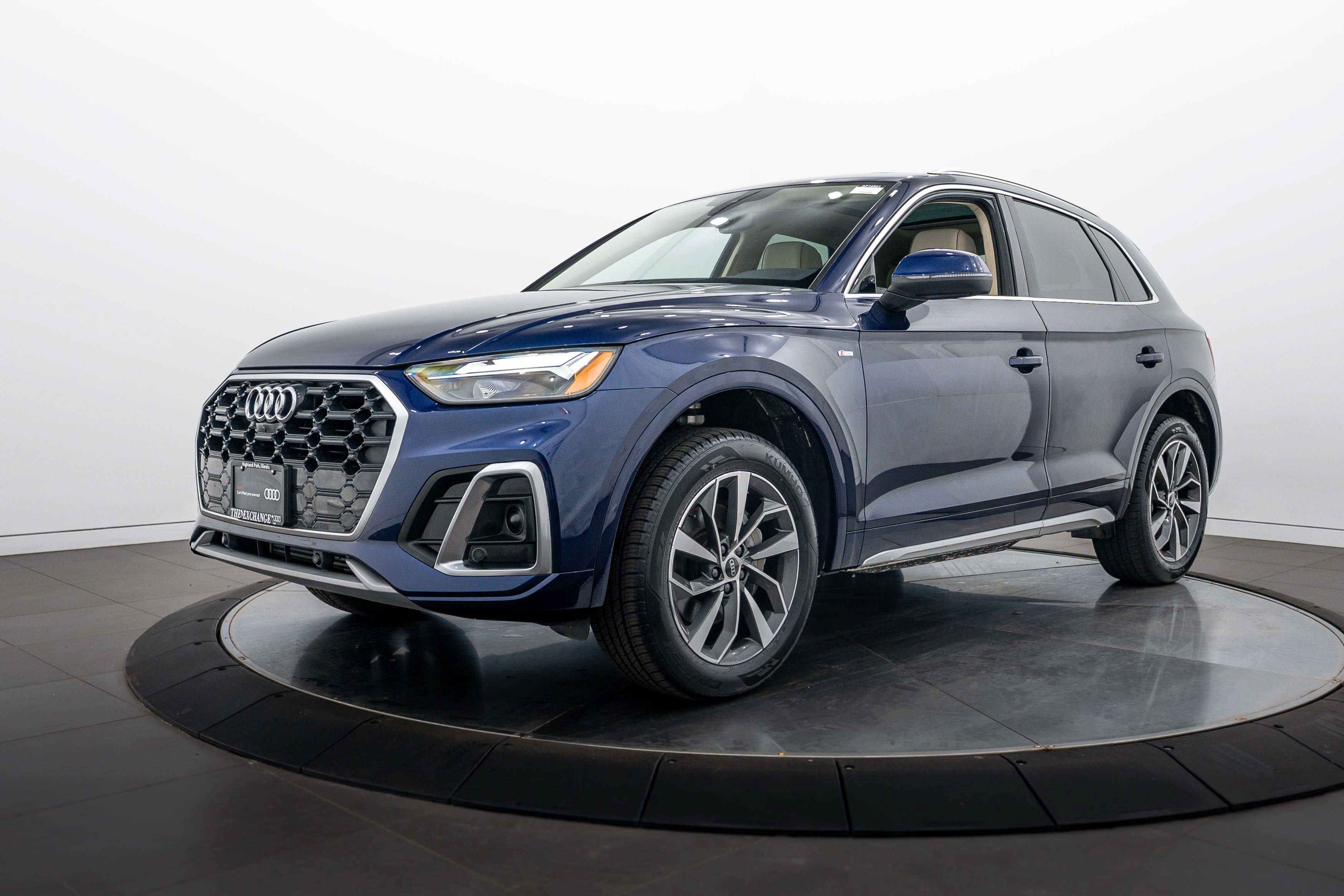 Certified 2024 Audi Q5 2.0T Premium Plus w/ Premium Plus Package AWD/4WD image 7