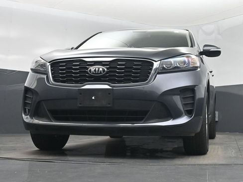 Used 2020 Kia Sorento LX image 50