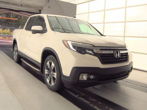 Used 2019 Honda Ridgeline RTL-T image 3