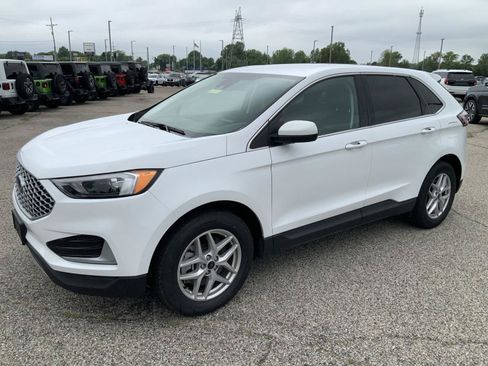 Used 2024 Ford Edge SEL AWD/4WD image 4