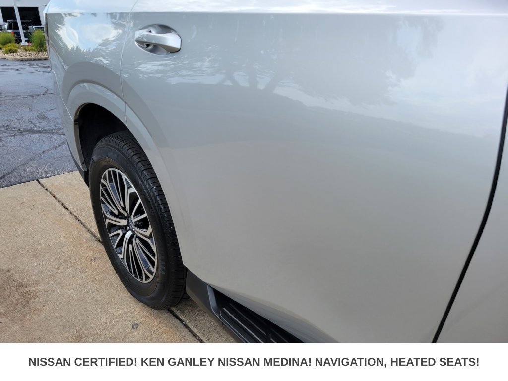 Certified 2025 Nissan Armada SL w/ Captain's Chari Seat Package AWD/4WD image 14