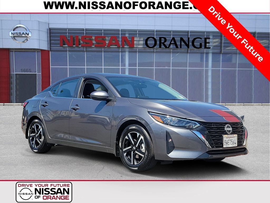 Certified 2025 Nissan Sentra SV FWD image 1