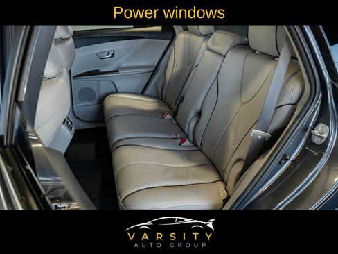 Used 2011 Toyota Venza AWD image 14