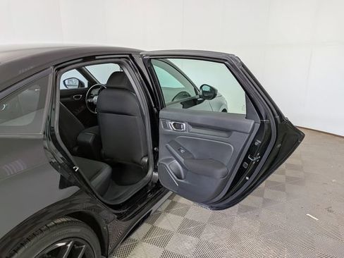 Used 2023 Honda Civic Sport image 29