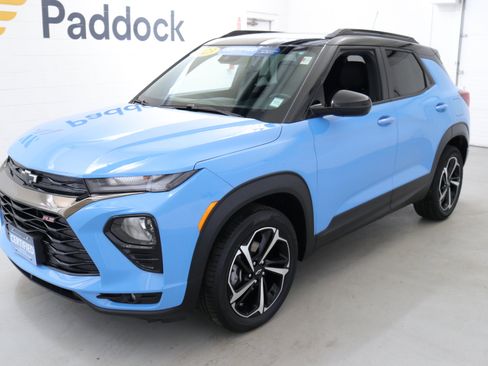 Certified 2023 Chevrolet TrailBlazer RS w/ Convenience Package image 3