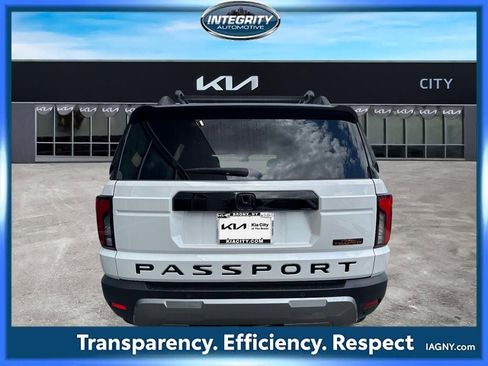 Used 2026 Honda Passport TrailSport image 5