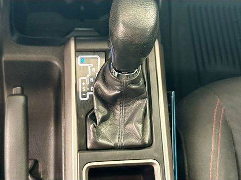 Used 2020 Toyota Tacoma SR5 RWD image 19