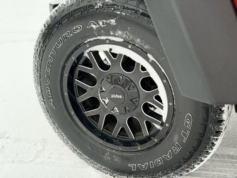 Used 2009 Jeep Wrangler X image 18