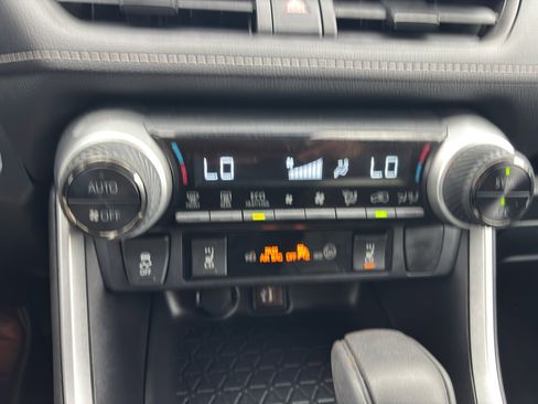 Used 2024 Toyota RAV4 XLE w/ Weather Package AWD/4WD image 17