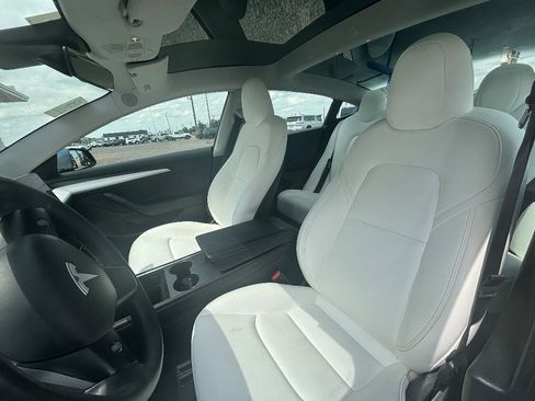 Used 2023 Tesla Model 3 Long Range AWD/4WD image 9