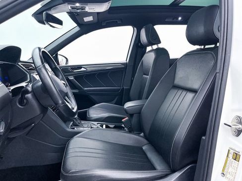 Used 2022 Volkswagen Tiguan SE R-Line image 21