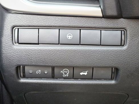 New 2026 Nissan Rogue SV image 20