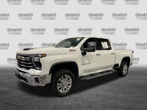 Used 2024 Chevrolet Silverado 2500 LTZ w/ LTZ Premium Package AWD/4WD image 6