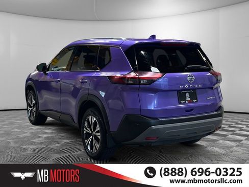 Used 2021 Nissan Rogue SV AWD/4WD image 7