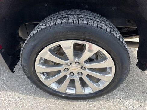 Used 2022 Chevrolet Silverado 1500 High Country AWD/4WD image 14