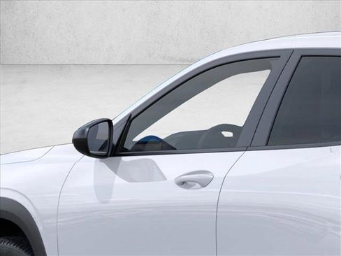 New 2026 Chevrolet Trax RS FWD image 12