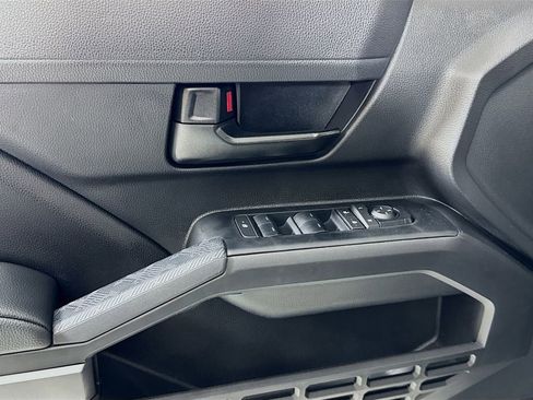 Used 2025 Toyota Tacoma SR5 image 15