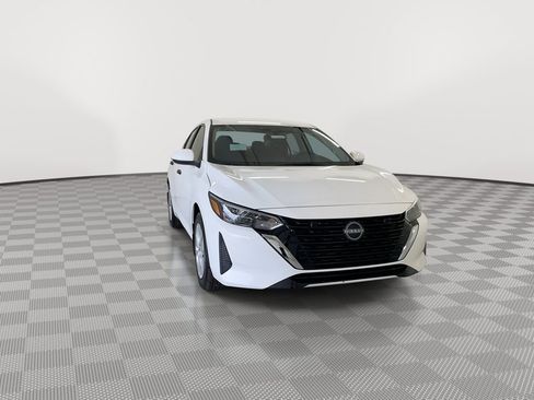 Certified 2025 Nissan Sentra S image 3