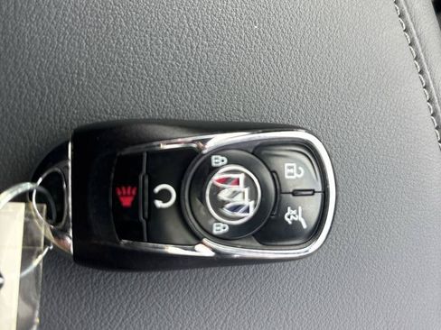 Used 2023 Buick Enclave Essence w/ Experience Buick Package FWD image 22