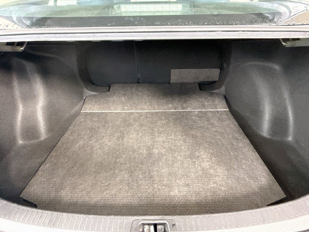 Used 2022 Toyota Corolla LE FWD image 33