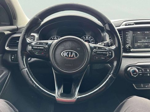 Used 2017 Kia Sorento EX AWD/4WD image 24