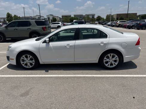 Used 2012 Ford Fusion SE FWD image 2
