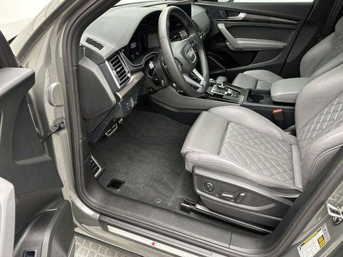 Certified 2023 Audi SQ5 Premium Plus w/ Premium Plus Package AWD/4WD image 11