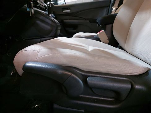 Used 2016 Honda CR-V LX image 27