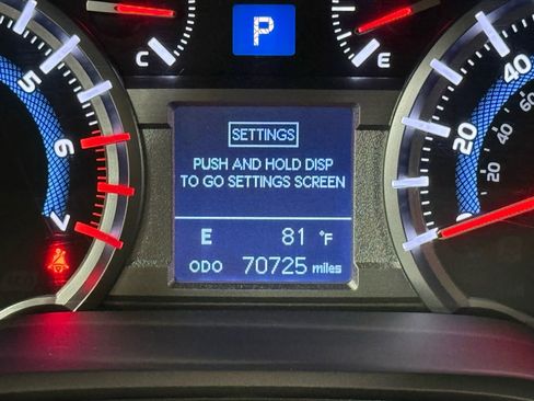 Used 2017 Toyota 4Runner SR5 image 28