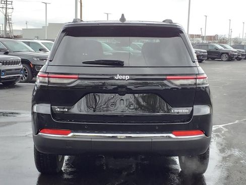 Used 2025 Jeep Grand Cherokee Laredo X w/ Luxury Tech Group I image 5