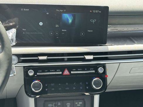 New 2025 Hyundai Tucson Limited image 27