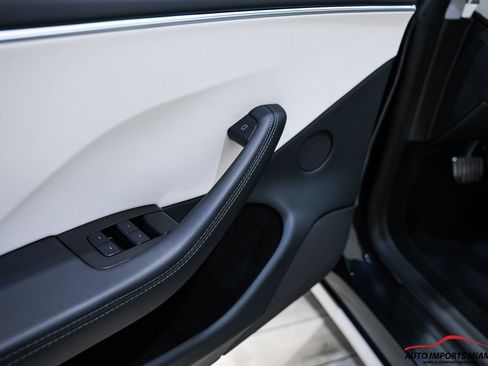 Used 2025 Tesla Model 3 Performance AWD/4WD image 40