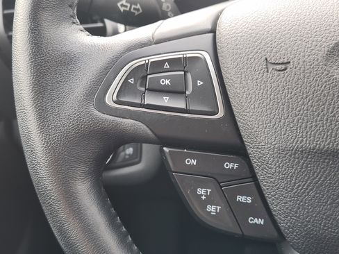 Used 2018 Ford Escape Titanium image 29