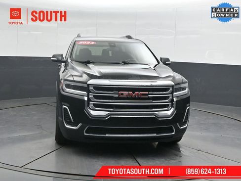 Used 2023 GMC Acadia SLE w/ Driver Convenience Package image 5