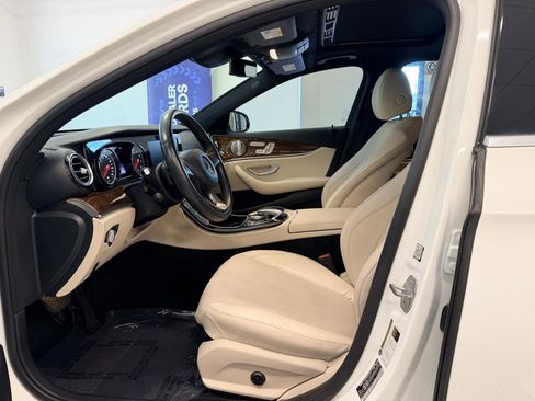 Used 2018 Mercedes-Benz E 300 image 16