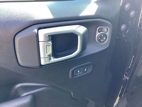 New 2026 Jeep Gladiator Rubicon image 10