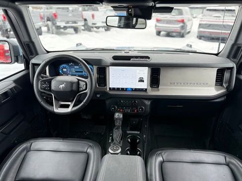 Certified 2025 Ford Bronco Outer Banks image 3