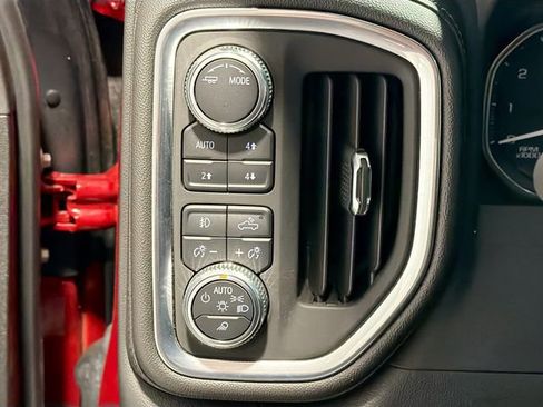 Used 2023 GMC Sierra 2500 SLT w/ SLT Premium Package AWD/4WD image 10
