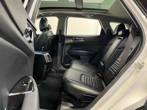 Used 2023 Kia Sportage SX FWD image 5