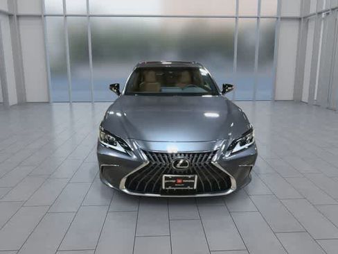 Used 2022 Lexus ES 350 w/ Premium Package FWD image 3