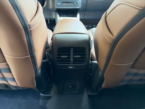 Used 2025 Ford Bronco Sport Outer Banks w/ Outer Banks Tech Package+ AWD/4WD image 12